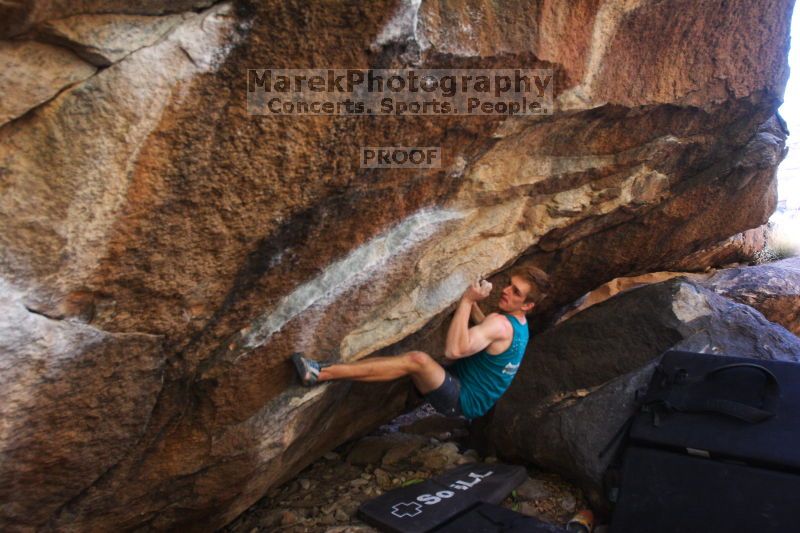 Bouldering in Hueco Tanks on 04/11/2016 with Blue Lizard Climbing and Yoga

Filename: SRM_20160411_1659000.jpg
Aperture: f/3.5
Shutter Speed: 1/320
Body: Canon EOS 20D
Lens: Canon EF 16-35mm f/2.8 L