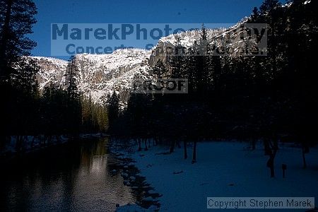 

Filename: crw_6307_std.jpg
Aperture: f/22.0
Shutter Speed: 1/60
Body: Canon EOS DIGITAL REBEL
Lens: Canon EF-S 18-55mm f/3.5-5.6