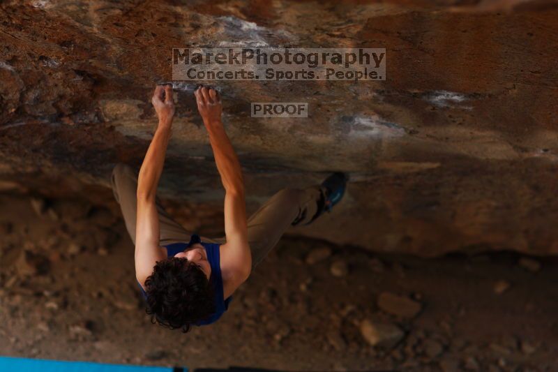 

Filename: SRM_20161124_1241451.jpg
Aperture: f/2.0
Shutter Speed: 1/400
Body: Canon EOS-1D Mark II
Lens: Canon EF 85mm f/1.2 L II