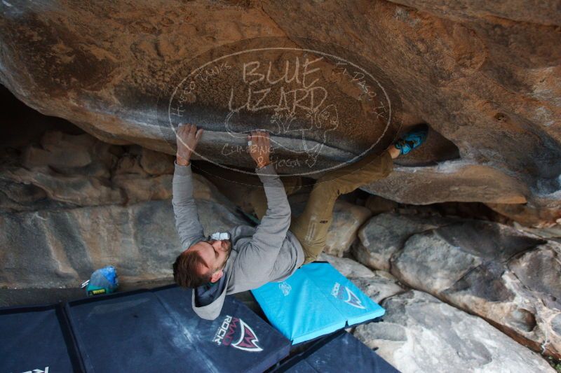 

Filename: SRM_20161230_1731201.jpg
Aperture: f/2.8
Shutter Speed: 1/320
Body: Canon EOS-1D Mark II
Lens: Canon EF 16-35mm f/2.8 L