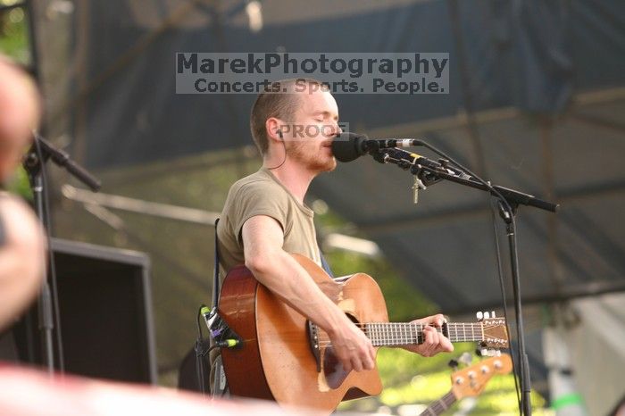 Damien Rice performs on the 99X stage on the second day of Music Midtown, 2004.

Filename: IMG_6306.jpg
Aperture: f/3.2
Shutter Speed: 1/250
Body: Canon EOS DIGITAL REBEL
Lens: Canon EF 80-200mm f/2.8 L