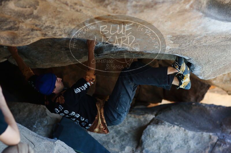 

Filename: SRM_20170104_1430152.jpg
Aperture: f/2.8
Shutter Speed: 1/400
Body: Canon EOS-1D Mark II
Lens: Canon EF 85mm f/1.2 L II