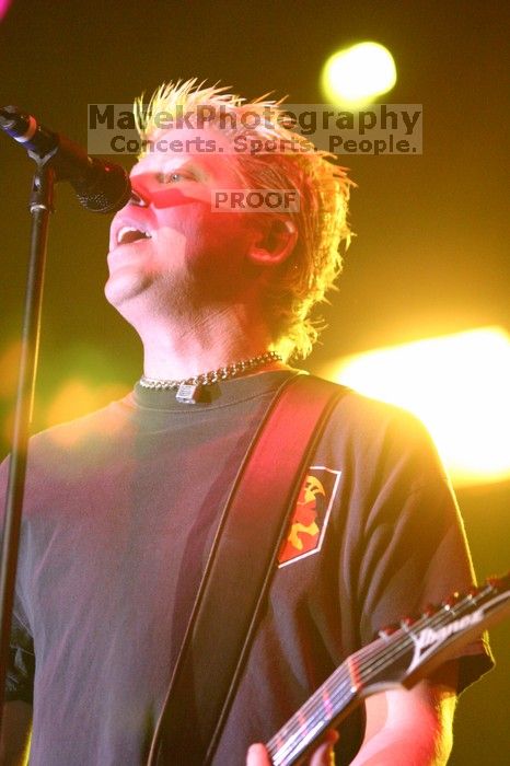 The Offspring performs on the 99X stage on the second day of Music Midtown, 2004.

Filename: IMG_6666.jpg
Aperture: f/2.8
Shutter Speed: 1/250
Body: Canon EOS DIGITAL REBEL
Lens: Canon EF 80-200mm f/2.8 L