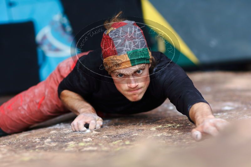 

Filename: SRM_20170105_1602100.jpg
Aperture: f/2.0
Shutter Speed: 1/500
Body: Canon EOS-1D Mark II
Lens: Canon EF 85mm f/1.2 L II