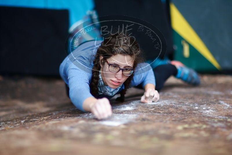 

Filename: SRM_20170105_1604111.jpg
Aperture: f/1.2
Shutter Speed: 1/1600
Body: Canon EOS-1D Mark II
Lens: Canon EF 85mm f/1.2 L II