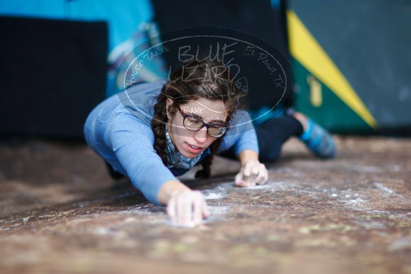 

Filename: SRM_20170105_1604114.jpg
Aperture: f/1.2
Shutter Speed: 1/1600
Body: Canon EOS-1D Mark II
Lens: Canon EF 85mm f/1.2 L II