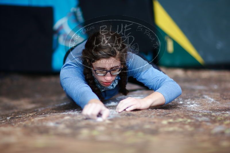 

Filename: SRM_20170105_1604170.jpg
Aperture: f/1.2
Shutter Speed: 1/1250
Body: Canon EOS-1D Mark II
Lens: Canon EF 85mm f/1.2 L II