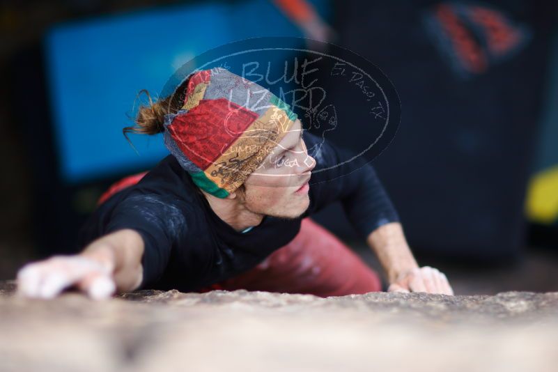 

Filename: SRM_20170105_1609390.jpg
Aperture: f/1.2
Shutter Speed: 1/1000
Body: Canon EOS-1D Mark II
Lens: Canon EF 85mm f/1.2 L II