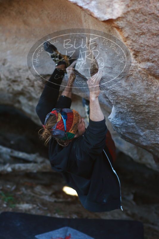 

Filename: SRM_20170105_1831291.jpg
Aperture: f/2.0
Shutter Speed: 1/500
Body: Canon EOS-1D Mark II
Lens: Canon EF 85mm f/1.2 L II