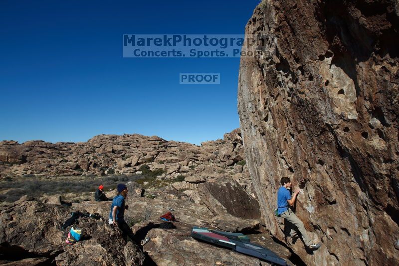 

Filename: SRM_20170129_1318470.jpg
Aperture: f/8.0
Shutter Speed: 1/250
Body: Canon EOS-1D Mark II
Lens: Canon EF 16-35mm f/2.8 L