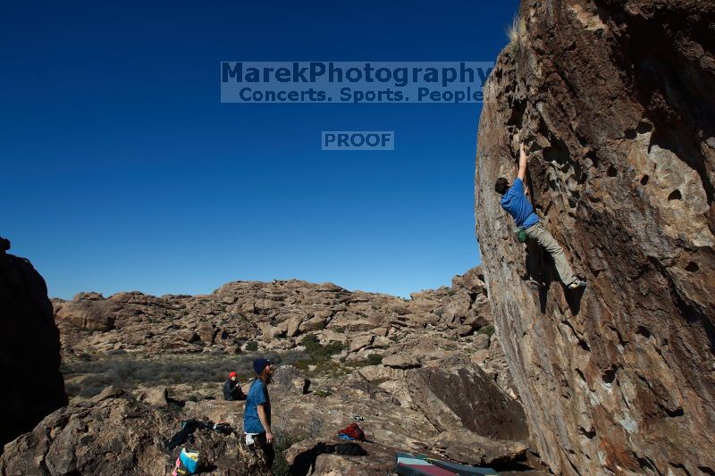 

Filename: SRM_20170129_1319271.jpg
Aperture: f/8.0
Shutter Speed: 1/320
Body: Canon EOS-1D Mark II
Lens: Canon EF 16-35mm f/2.8 L
