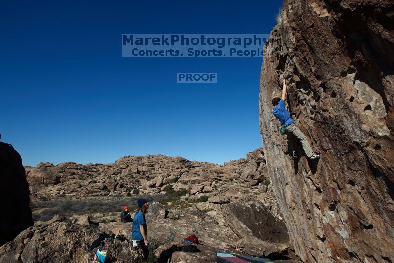 

Filename: SRM_20170129_1319281.jpg
Aperture: f/8.0
Shutter Speed: 1/320
Body: Canon EOS-1D Mark II
Lens: Canon EF 16-35mm f/2.8 L