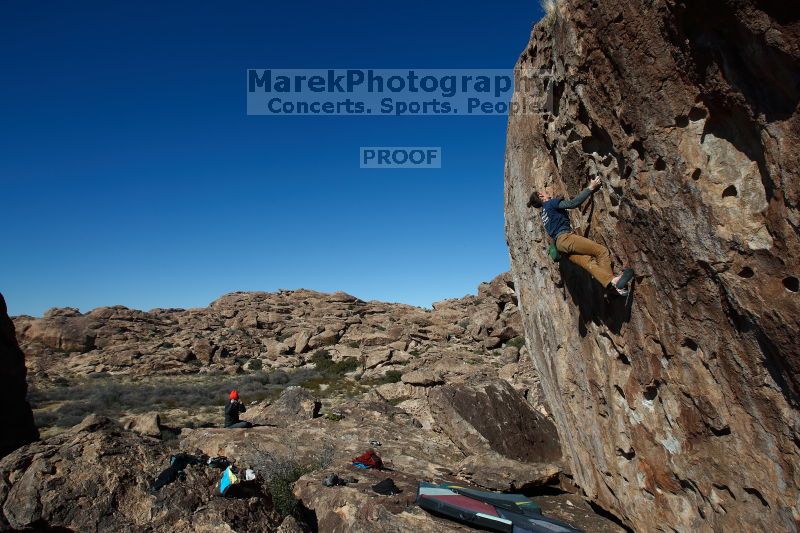 

Filename: SRM_20170129_1323460.jpg
Aperture: f/8.0
Shutter Speed: 1/250
Body: Canon EOS-1D Mark II
Lens: Canon EF 16-35mm f/2.8 L