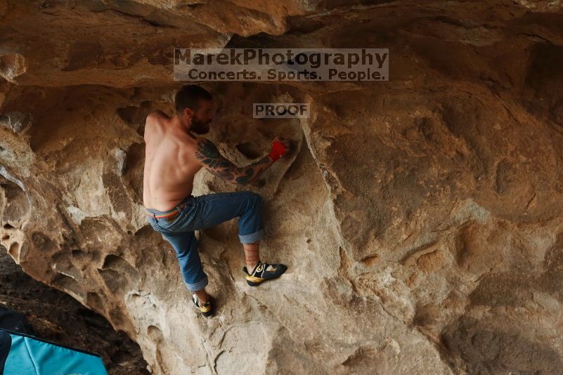 

Filename: SRM_20170218_1420360.jpg
Aperture: f/4.0
Shutter Speed: 1/320
Body: Canon EOS-1D Mark II
Lens: Canon EF 50mm f/1.8 II