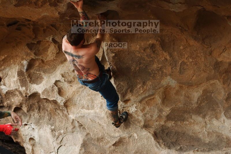 

Filename: SRM_20170218_1428460.jpg
Aperture: f/4.0
Shutter Speed: 1/250
Body: Canon EOS-1D Mark II
Lens: Canon EF 50mm f/1.8 II