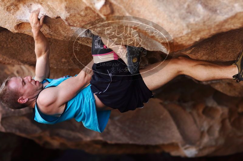 

Filename: SRM_20170312_1122540.jpg
Aperture: f/2.0
Shutter Speed: 1/800
Body: Canon EOS-1D Mark II
Lens: Canon EF 85mm f/1.2 L II