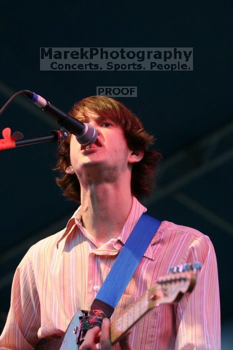 The Whigs perform on the third day of Music Midtown, 2004.

Filename: IMG_7065.jpg
Aperture: f/3.2
Shutter Speed: 1/250
Body: Canon EOS DIGITAL REBEL
Lens: Canon EF 80-200mm f/2.8 L