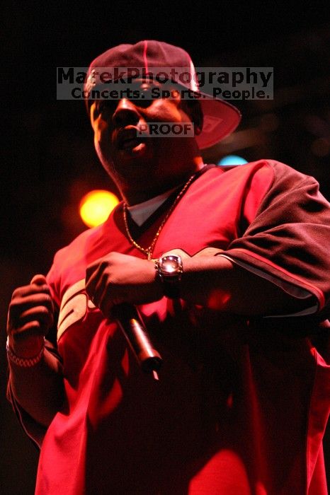 Twista performs on the third day of Music Midtown, 2004.

Filename: IMG_7372.jpg
Aperture: f/2.8
Shutter Speed: 1/250
Body: Canon EOS DIGITAL REBEL
Lens: Canon EF 80-200mm f/2.8 L