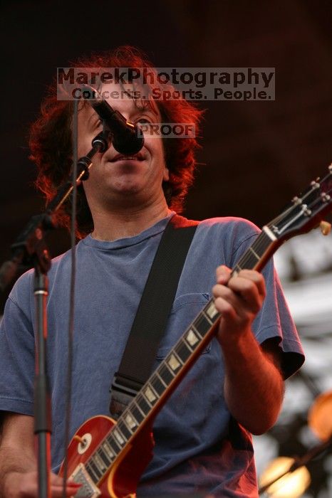 Ween performs on the 96 Rock stage on the third day of Music Midtown, 2004.

Filename: IMG_6971.jpg
Aperture: f/2.8
Shutter Speed: 1/320
Body: Canon EOS DIGITAL REBEL
Lens: Canon EF 80-200mm f/2.8 L