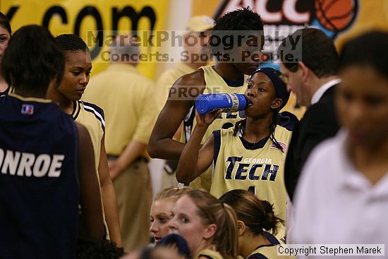 The Georgia Tech women's basketball team played Clemson.

Filename: img_0548_std.jpg
Aperture: f/2.8
Shutter Speed: 1/320
Body: Canon EOS DIGITAL REBEL
Lens: Canon EF 80-200mm f/2.8 L