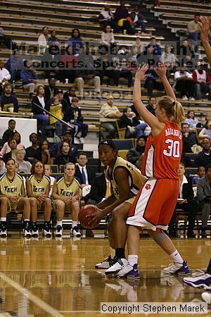 The Georgia Tech women's basketball team played Clemson.

Filename: img_0644_std.jpg
Aperture: f/2.8
Shutter Speed: 1/320
Body: Canon EOS DIGITAL REBEL
Lens: Canon EF 80-200mm f/2.8 L