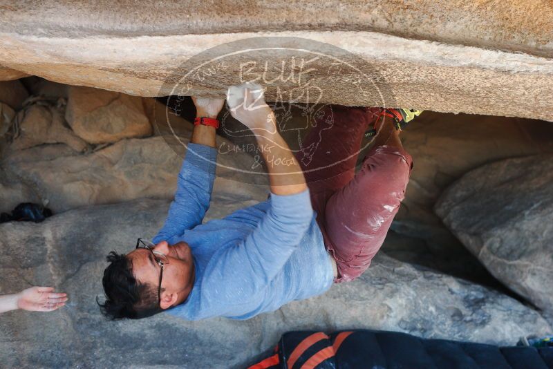 

Filename: SRM_20180317_1127040.jpg
Aperture: f/4.0
Shutter Speed: 1/200
Body: Canon EOS-1D Mark II
Lens: Canon EF 50mm f/1.8 II