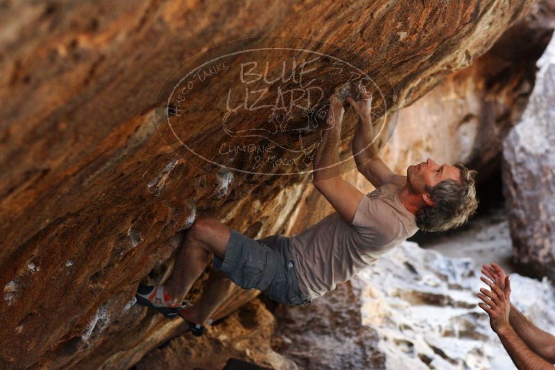 

Filename: SRM_20180315_1419190.jpg
Aperture: f/3.2
Shutter Speed: 1/250
Body: Canon EOS-1D Mark II
Lens: Canon EF 85mm f/1.2 L II