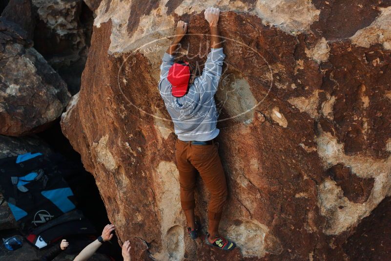 Bouldering in Hueco Tanks on 11/02/2018 with Blue Lizard Climbing and Yoga

Filename: SRM_20181102_1032470.jpg
Aperture: f/4.0
Shutter Speed: 1/800
Body: Canon EOS-1D Mark II
Lens: Canon EF 50mm f/1.8 II