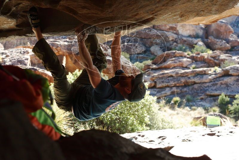 Bouldering in Hueco Tanks on 11/03/2018 with Blue Lizard Climbing and Yoga

Filename: SRM_20181103_1014221.jpg
Aperture: f/5.6
Shutter Speed: 1/320
Body: Canon EOS-1D Mark II
Lens: Canon EF 50mm f/1.8 II