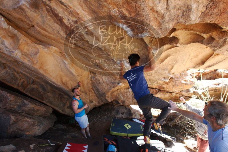 Bouldering in Hueco Tanks on 11/03/2018 with Blue Lizard Climbing and Yoga

Filename: SRM_20181103_1149180.jpg
Aperture: f/5.6
Shutter Speed: 1/400
Body: Canon EOS-1D Mark II
Lens: Canon EF 16-35mm f/2.8 L
