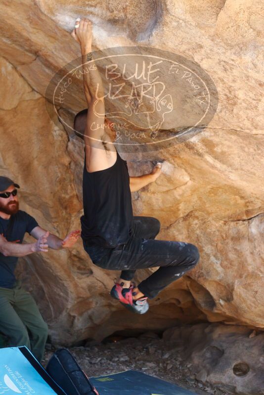 Bouldering in Hueco Tanks on 11/03/2018 with Blue Lizard Climbing and Yoga

Filename: SRM_20181103_1222462.jpg
Aperture: f/4.0
Shutter Speed: 1/320
Body: Canon EOS-1D Mark II
Lens: Canon EF 50mm f/1.8 II