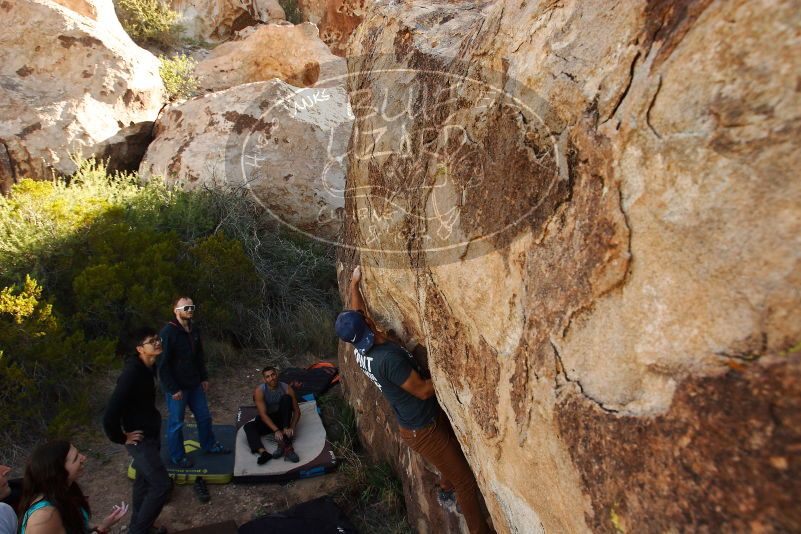 Bouldering in Hueco Tanks on 11/04/2018 with Blue Lizard Climbing and Yoga

Filename: SRM_20181104_1045091.jpg
Aperture: f/5.6
Shutter Speed: 1/400
Body: Canon EOS-1D Mark II
Lens: Canon EF 16-35mm f/2.8 L
