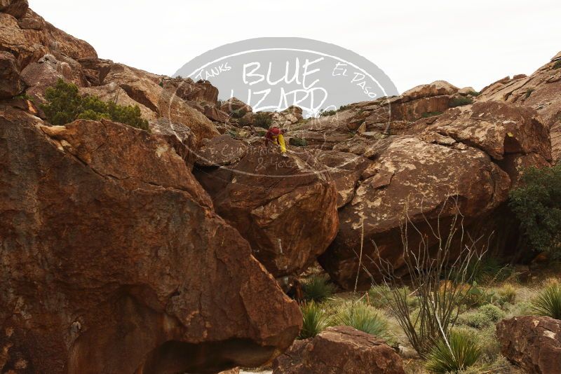 Bouldering in Hueco Tanks on 11/10/2018 with Blue Lizard Climbing and Yoga

Filename: SRM_20181110_1120450.jpg
Aperture: f/5.6
Shutter Speed: 1/800
Body: Canon EOS-1D Mark II
Lens: Canon EF 16-35mm f/2.8 L
