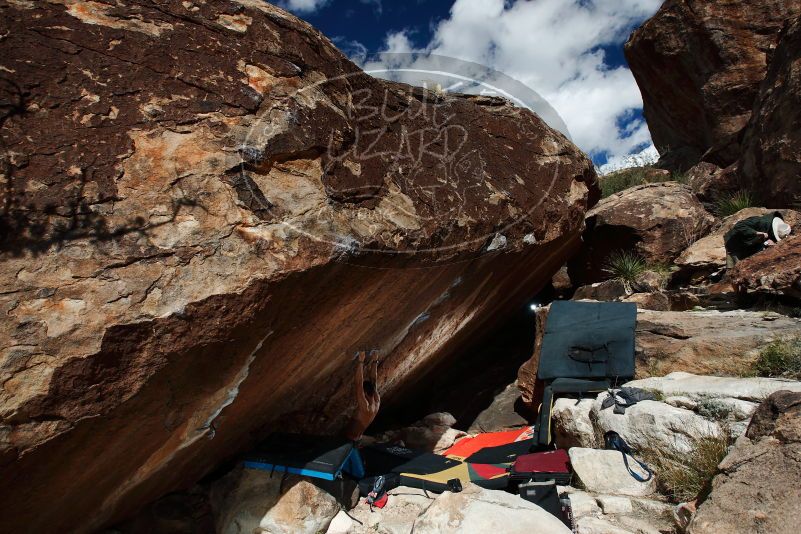 Bouldering in Hueco Tanks on 11/11/2018 with Blue Lizard Climbing and Yoga

Filename: SRM_20181111_1342290.jpg
Aperture: f/8.0
Shutter Speed: 1/250
Body: Canon EOS-1D Mark II
Lens: Canon EF 16-35mm f/2.8 L