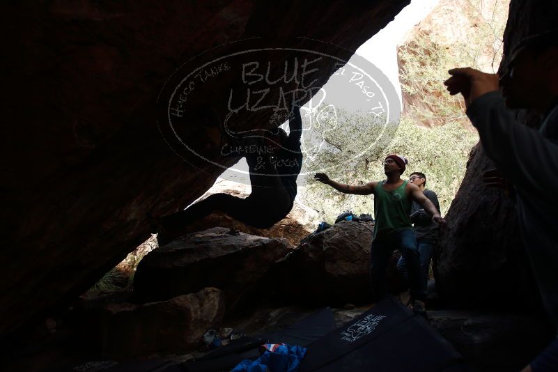 Bouldering in Hueco Tanks on 11/24/2018 with Blue Lizard Climbing and Yoga

Filename: SRM_20181124_1549570.jpg
Aperture: f/3.2
Shutter Speed: 1/500
Body: Canon EOS-1D Mark II
Lens: Canon EF 16-35mm f/2.8 L