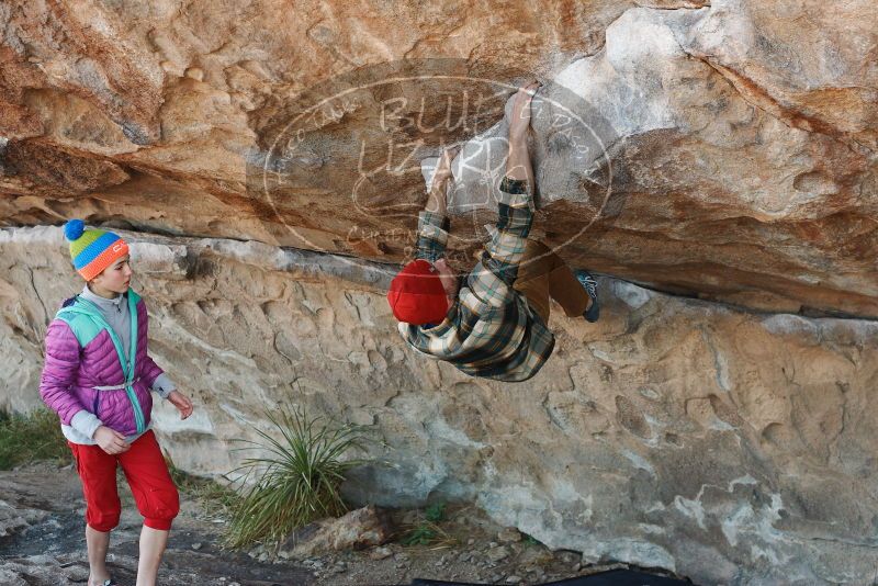 Bouldering in Hueco Tanks on 11/20/2018 with Blue Lizard Climbing and Yoga

Filename: SRM_20181120_1012130.jpg
Aperture: f/4.0
Shutter Speed: 1/400
Body: Canon EOS-1D Mark II
Lens: Canon EF 50mm f/1.8 II