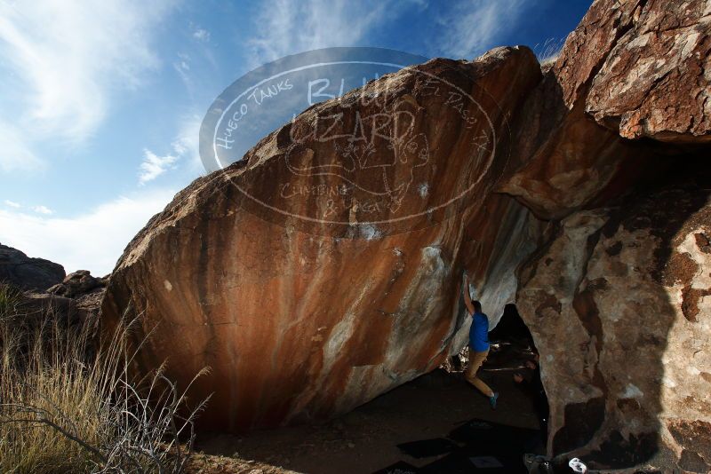 Bouldering in Hueco Tanks on 11/20/2018 with Blue Lizard Climbing and Yoga

Filename: SRM_20181120_1544330.jpg
Aperture: f/8.0
Shutter Speed: 1/250
Body: Canon EOS-1D Mark II
Lens: Canon EF 16-35mm f/2.8 L
