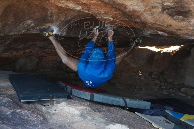 Bouldering in Hueco Tanks on 12/01/2018 with Blue Lizard Climbing and Yoga

Filename: SRM_20181201_1424350.jpg
Aperture: f/4.0
Shutter Speed: 1/400
Body: Canon EOS-1D Mark II
Lens: Canon EF 50mm f/1.8 II