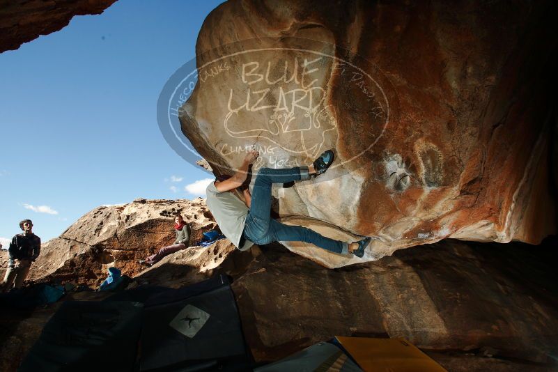 Bouldering in Hueco Tanks on 12/01/2018 with Blue Lizard Climbing and Yoga

Filename: SRM_20181201_1553180.jpg
Aperture: f/8.0
Shutter Speed: 1/250
Body: Canon EOS-1D Mark II
Lens: Canon EF 16-35mm f/2.8 L