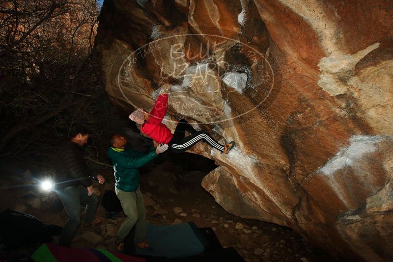 Bouldering in Hueco Tanks on 12/02/2018 with Blue Lizard Climbing and Yoga

Filename: SRM_20181202_1622550.jpg
Aperture: f/7.1
Shutter Speed: 1/250
Body: Canon EOS-1D Mark II
Lens: Canon EF 16-35mm f/2.8 L