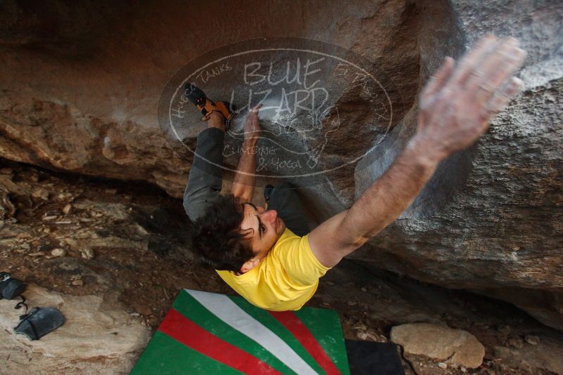 Bouldering in Hueco Tanks on 12/02/2018 with Blue Lizard Climbing and Yoga

Filename: SRM_20181202_1738170.jpg
Aperture: f/4.5
Shutter Speed: 1/200
Body: Canon EOS-1D Mark II
Lens: Canon EF 16-35mm f/2.8 L