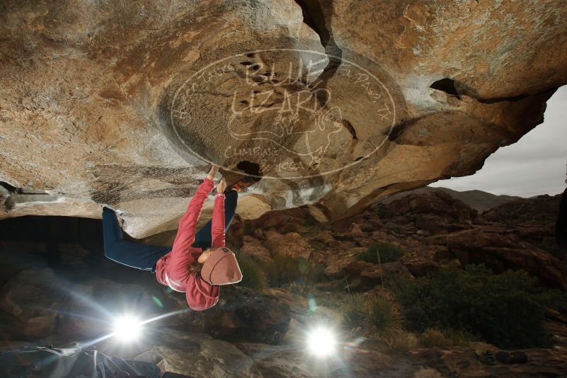 Bouldering in Hueco Tanks on 12/08/2018 with Blue Lizard Climbing and Yoga

Filename: SRM_20181208_1134440.jpg
Aperture: f/8.0
Shutter Speed: 1/250
Body: Canon EOS-1D Mark II
Lens: Canon EF 16-35mm f/2.8 L
