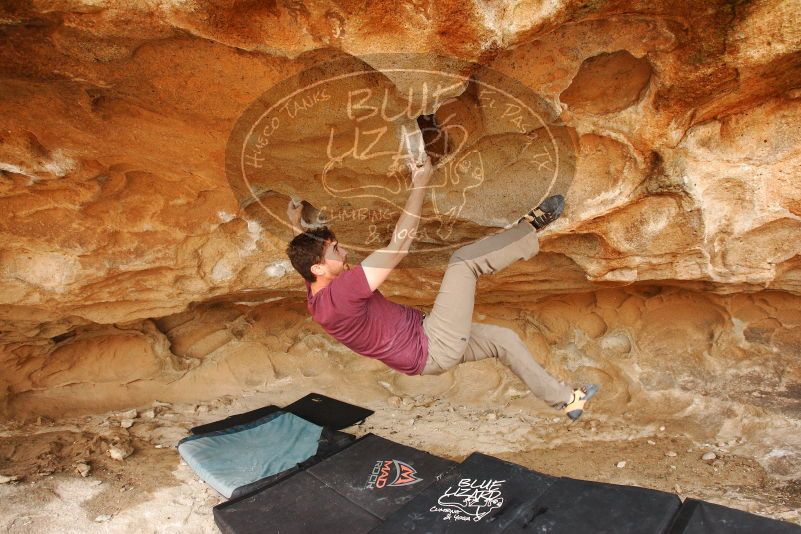 Bouldering in Hueco Tanks on 12/08/2018 with Blue Lizard Climbing and Yoga

Filename: SRM_20181208_1612440.jpg
Aperture: f/5.0
Shutter Speed: 1/250
Body: Canon EOS-1D Mark II
Lens: Canon EF 16-35mm f/2.8 L