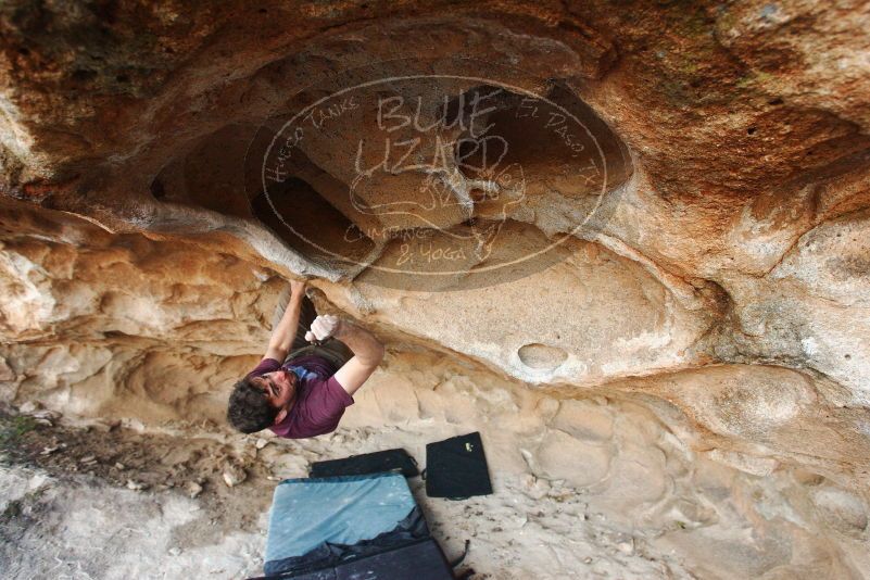 Bouldering in Hueco Tanks on 12/08/2018 with Blue Lizard Climbing and Yoga

Filename: SRM_20181208_1651370.jpg
Aperture: f/4.5
Shutter Speed: 1/250
Body: Canon EOS-1D Mark II
Lens: Canon EF 16-35mm f/2.8 L