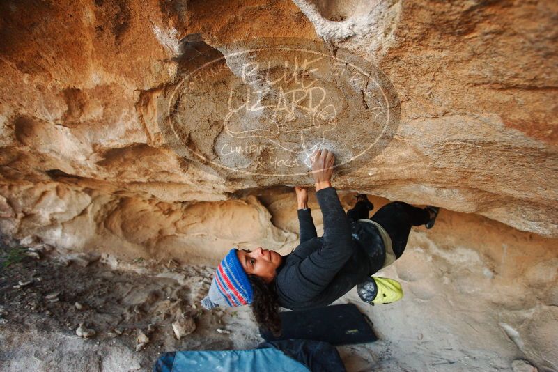 Bouldering in Hueco Tanks on 12/08/2018 with Blue Lizard Climbing and Yoga

Filename: SRM_20181208_1659480.jpg
Aperture: f/3.5
Shutter Speed: 1/250
Body: Canon EOS-1D Mark II
Lens: Canon EF 16-35mm f/2.8 L