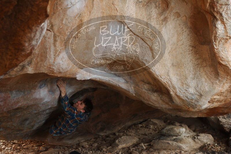 Bouldering in Hueco Tanks on 12/21/2018 with Blue Lizard Climbing and Yoga

Filename: SRM_20181221_1306310.jpg
Aperture: f/3.5
Shutter Speed: 1/250
Body: Canon EOS-1D Mark II
Lens: Canon EF 50mm f/1.8 II