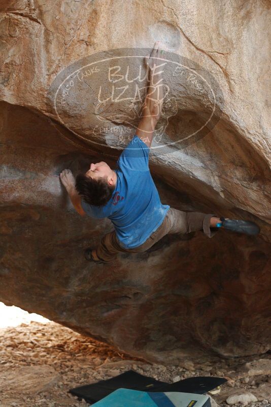 Bouldering in Hueco Tanks on 12/21/2018 with Blue Lizard Climbing and Yoga

Filename: SRM_20181221_1451541.jpg
Aperture: f/4.0
Shutter Speed: 1/250
Body: Canon EOS-1D Mark II
Lens: Canon EF 50mm f/1.8 II