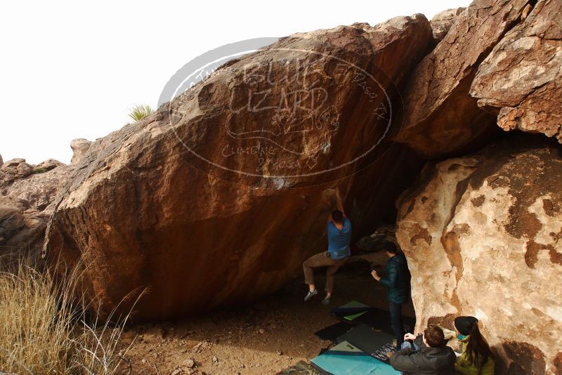 Bouldering in Hueco Tanks on 12/21/2018 with Blue Lizard Climbing and Yoga

Filename: SRM_20181221_1500280.jpg
Aperture: f/7.1
Shutter Speed: 1/250
Body: Canon EOS-1D Mark II
Lens: Canon EF 16-35mm f/2.8 L