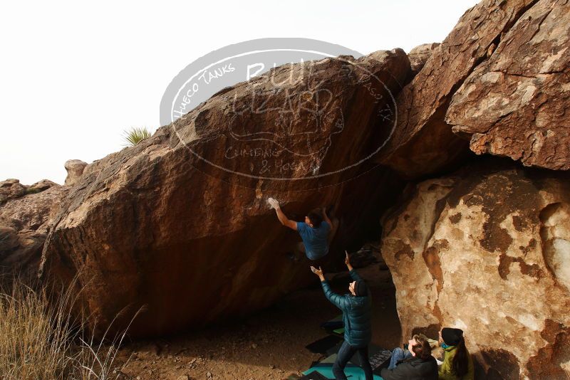 Bouldering in Hueco Tanks on 12/21/2018 with Blue Lizard Climbing and Yoga

Filename: SRM_20181221_1500420.jpg
Aperture: f/8.0
Shutter Speed: 1/250
Body: Canon EOS-1D Mark II
Lens: Canon EF 16-35mm f/2.8 L