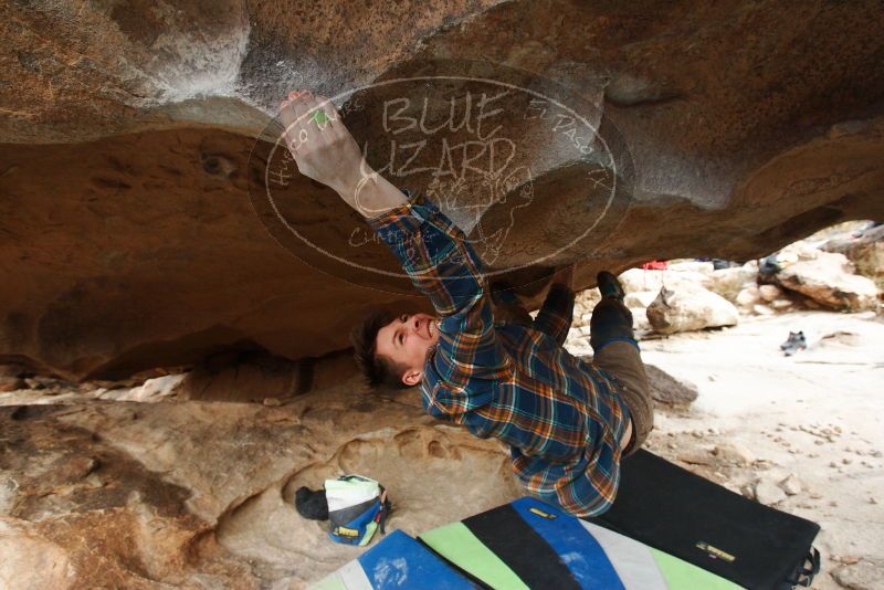 Bouldering in Hueco Tanks on 12/21/2018 with Blue Lizard Climbing and Yoga

Filename: SRM_20181221_1605320.jpg
Aperture: f/5.6
Shutter Speed: 1/250
Body: Canon EOS-1D Mark II
Lens: Canon EF 16-35mm f/2.8 L